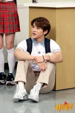 JTBC Knowing Bros website update with NCT Lucas | 180820