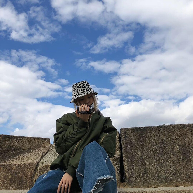 181201 - YongYong Instagram Update documents 2