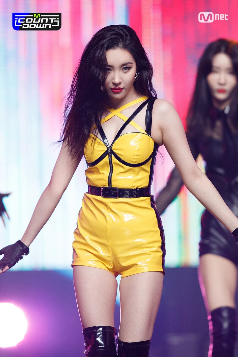 210304 Sunmi -  'TAIL' at M Countdown documents 1