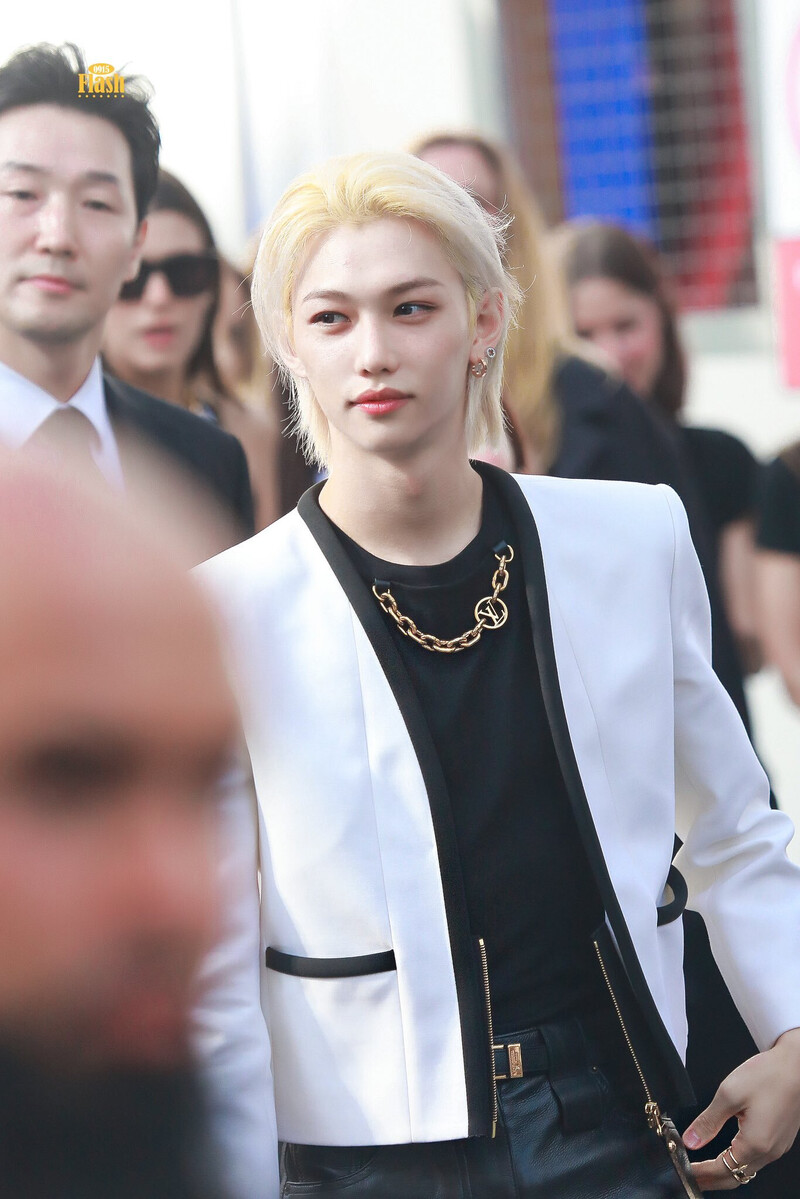 231002 Stray Kids Felix at the Louis Vuitton Spring-Summer 2024 Show PFW23 documents 21