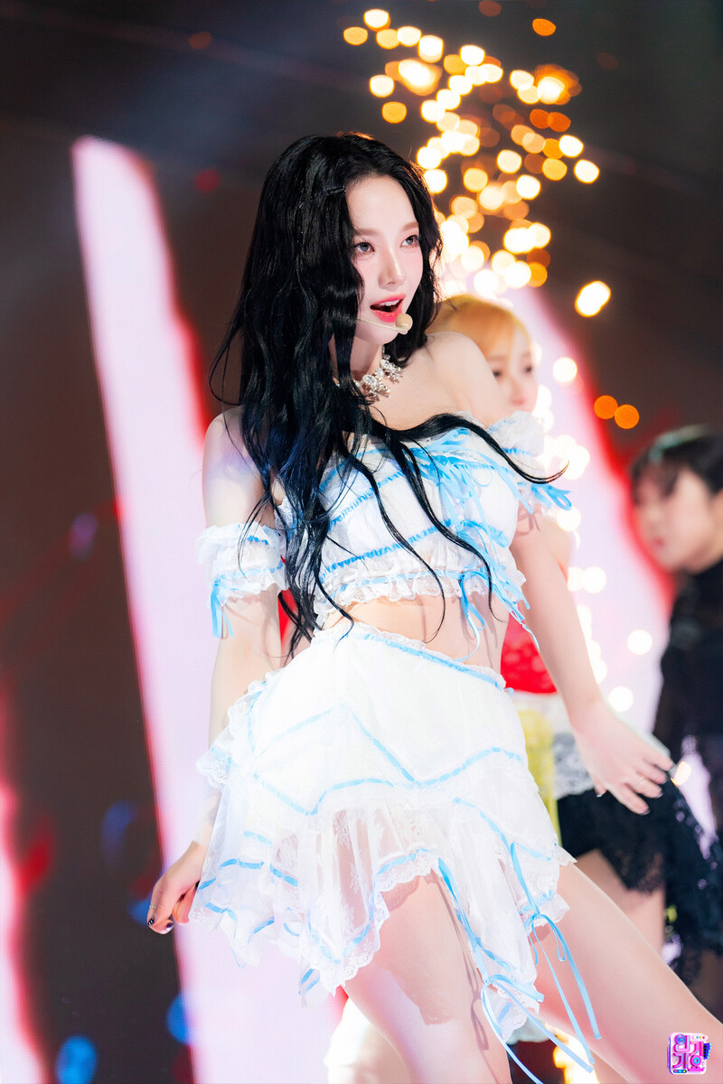 231119 aespa Karina - 'Drama' at SBS Inkigayo documents 4