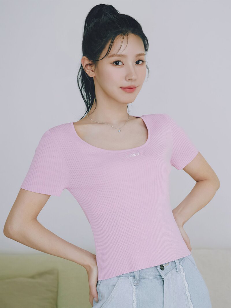 (G)I-DLE Miyeon for CTBRZ 2023 SS Collection documents 19