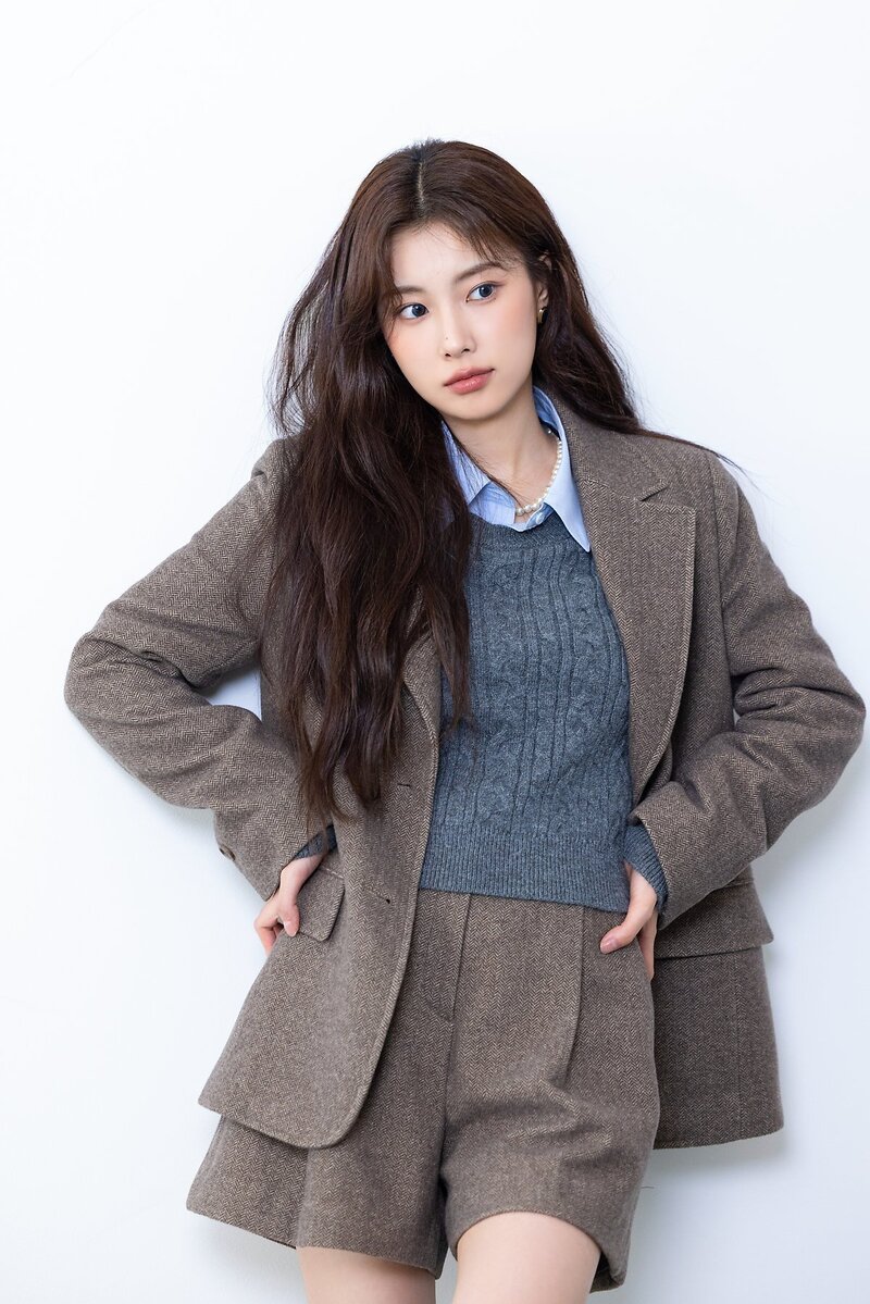 KANG HYEWON - Roem F/W Behind the Scenes documents 21