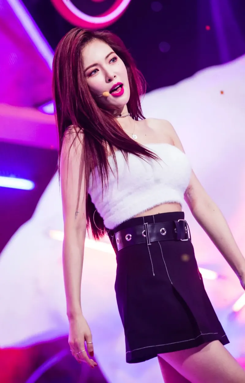 Hyuna878.jpg