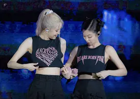 230730 BLACKPINK Jennie & Rosé - 'BORN PINK' Concert in Hanoi Day 2