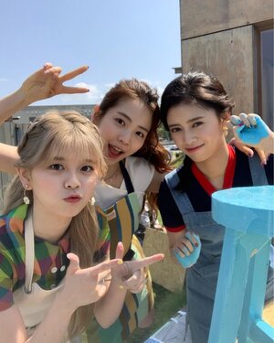 210702 - NiziU Instagram Update: Riku, Maya & Rima
