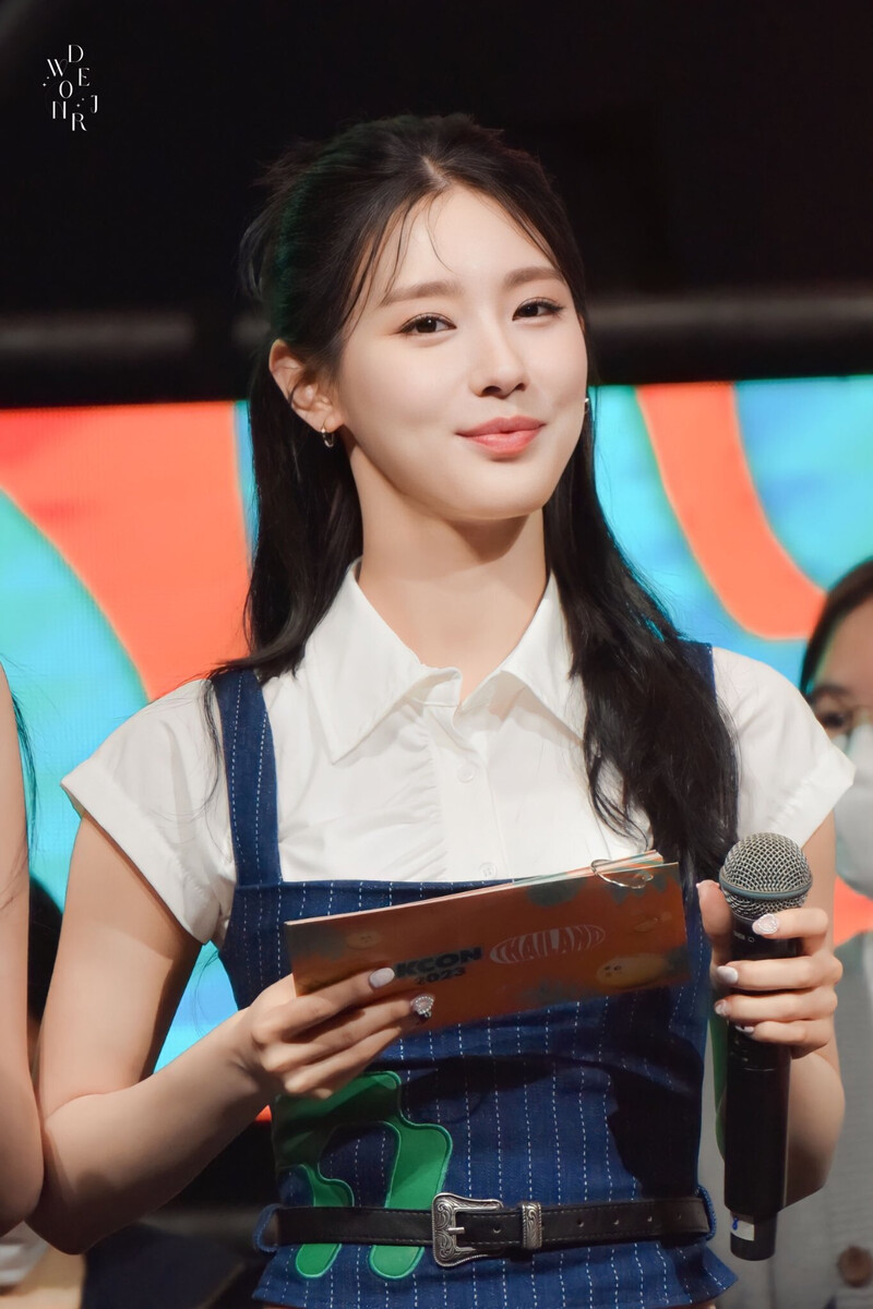 230318 (G)I-DLE Miyeon - KCON 2023 in Thailand documents 1