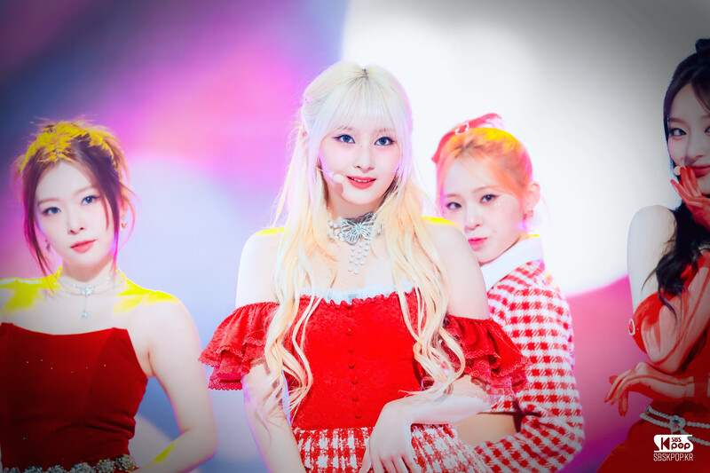 240310 ICHILLIN' E.JI - 'ON MY LIPS' at Inkigayo documents 1