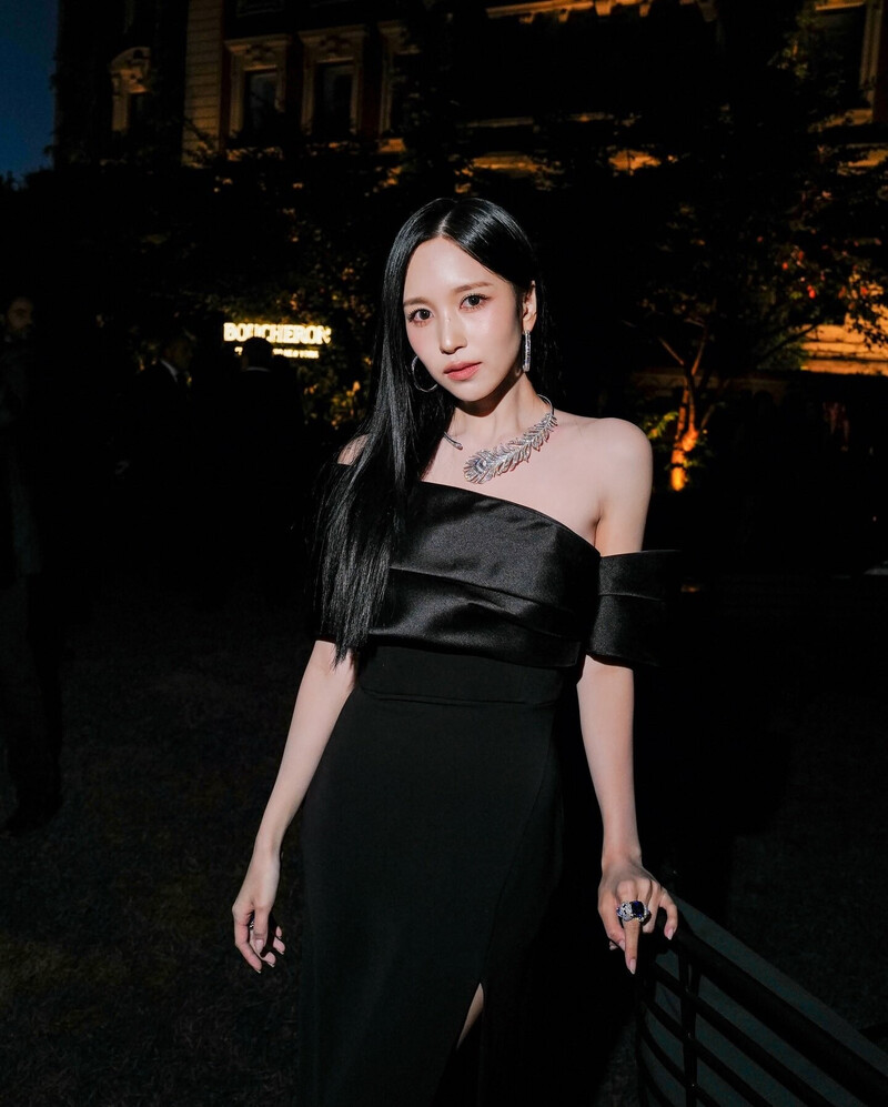 240911 - MINA at the New York Fashion Week for 'Boucheron in America' Launch Event in New York City documents 1