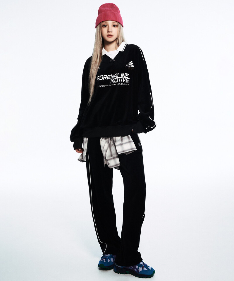 (G)I-DLE Yuqi for Groove Rhyme FW Collection 2023 documents 5