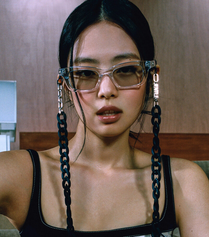 JENNIE - 1996 C1.jpg