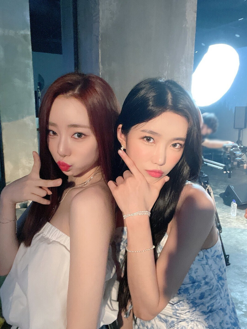 210810 WJSN SNS Update - Yeonjung & Dawon documents 2