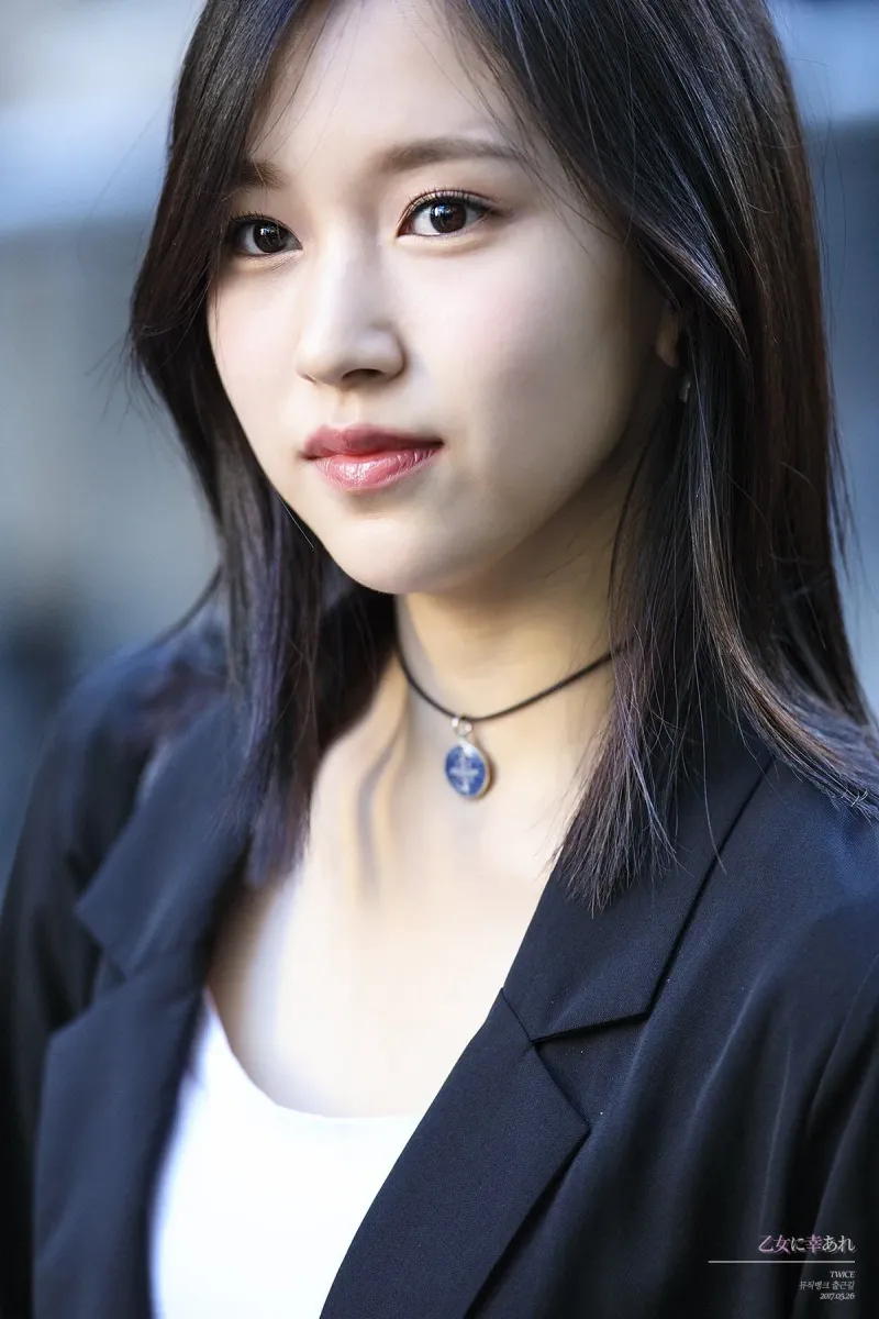 Mina677.jpg