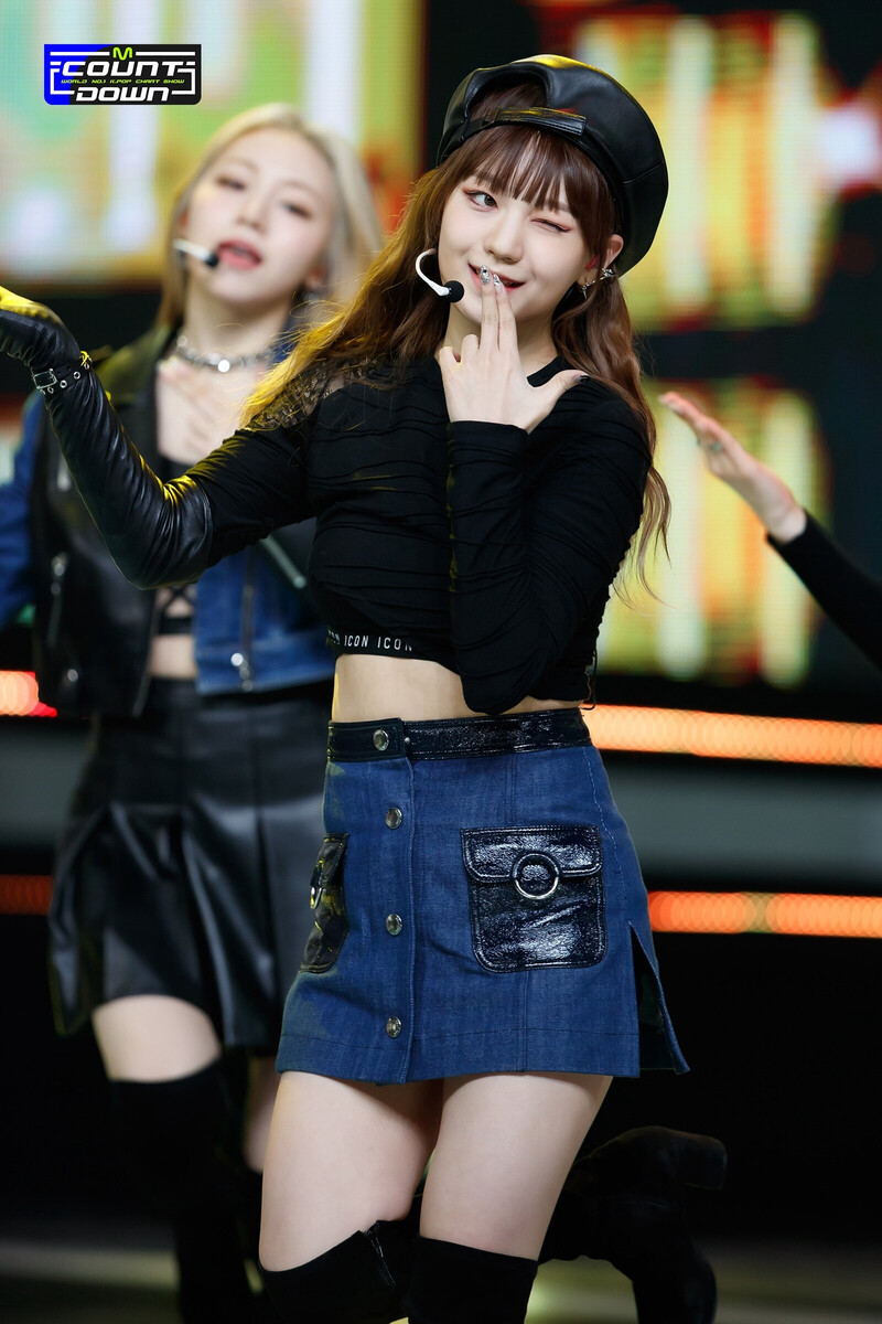 220303 Rocket Punch - 'CHIQUITA' at M Countdown documents 13