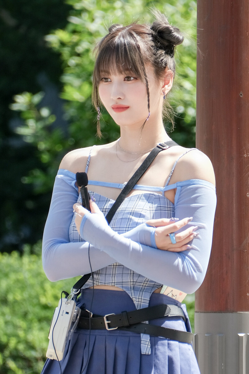 220903 TWICE Momo - Mini Fan Meeting documents 4