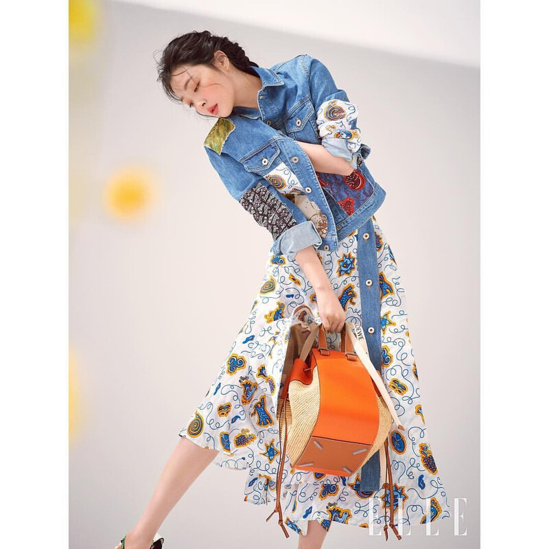 Sulli for Loewe - ELLE Korea May 2019 Issue documents 7