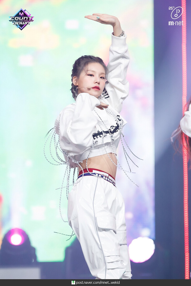 200326 ITZY - 'WANNABE' at M COUNTDOWN documents 11