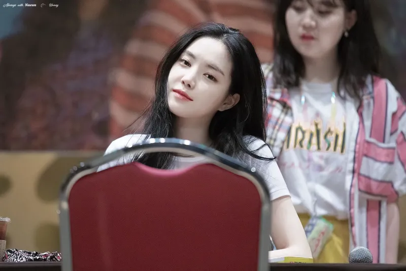 Naeun1667.jpg