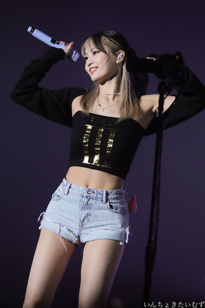 220425 TWICE 4TH WORLD TOUR ‘Ⅲ’ in Japan - Momo documents 2