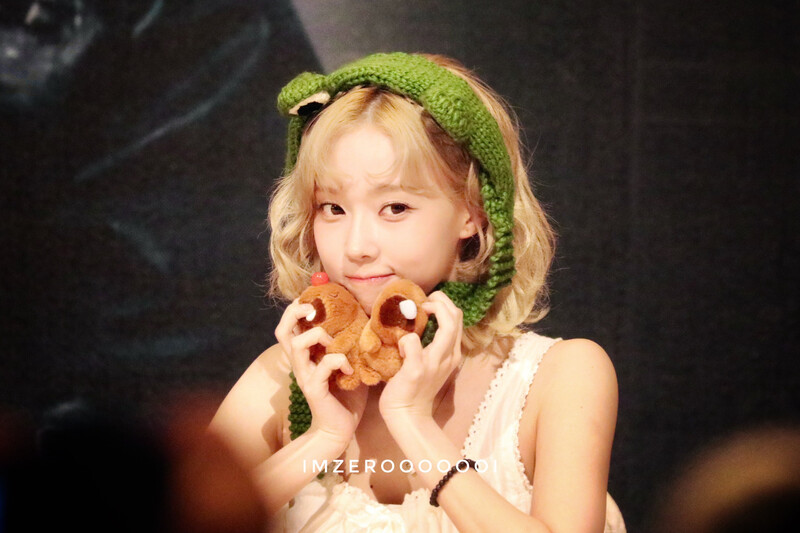 240808 aespa Winter - Fansign in Taipei documents 2