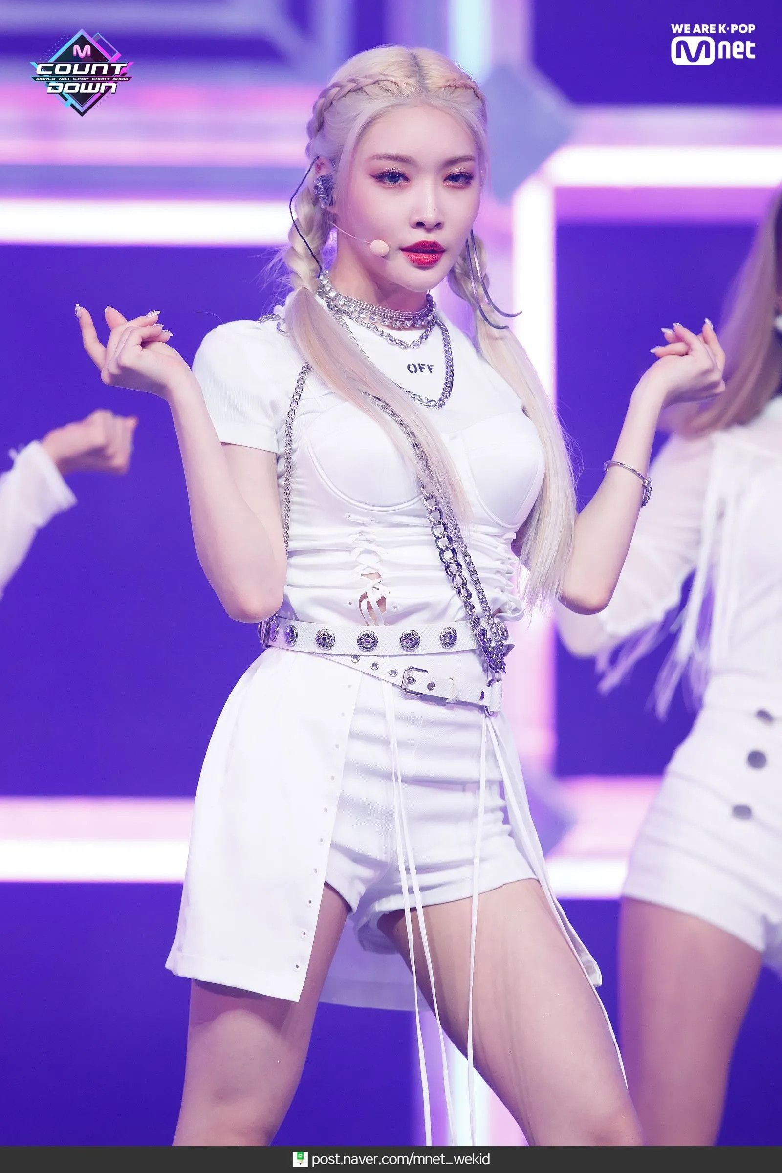 190627 Chungha 'Snapping' + 'We Have Fun' at M Countdown | kpopping