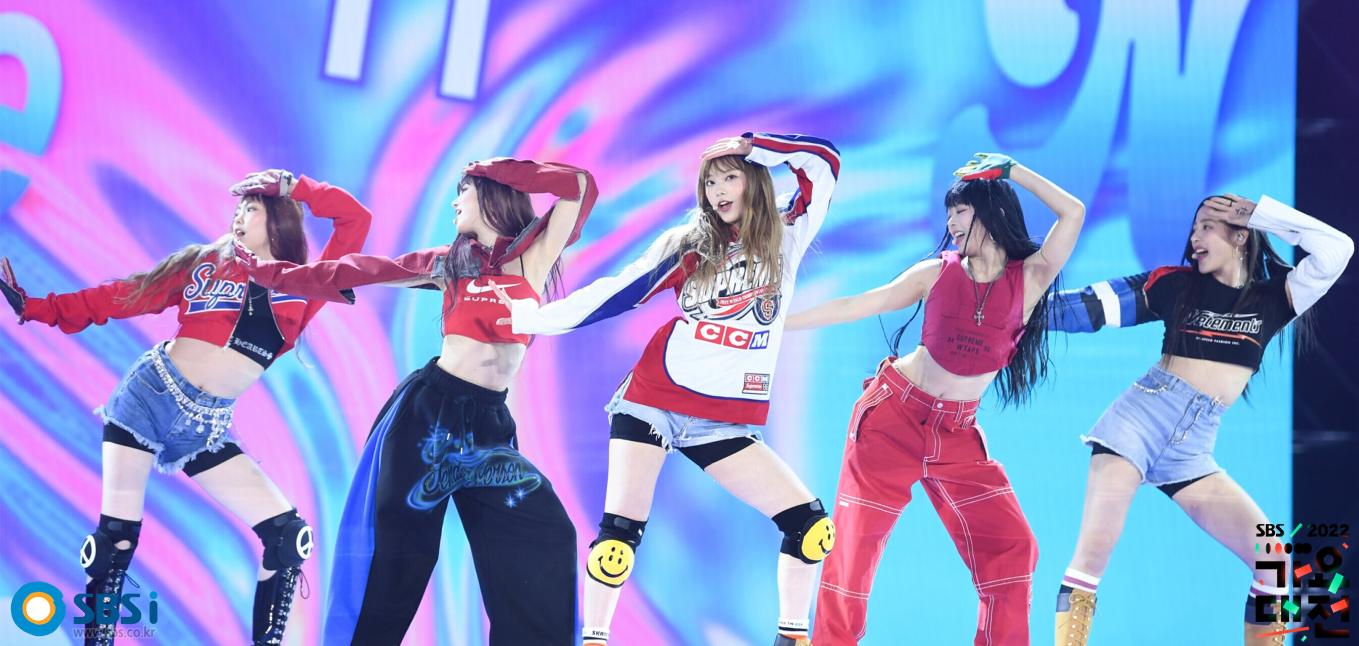 221224 NewJeans SBS Gayo Daejeon Official Stage Photos kpopping