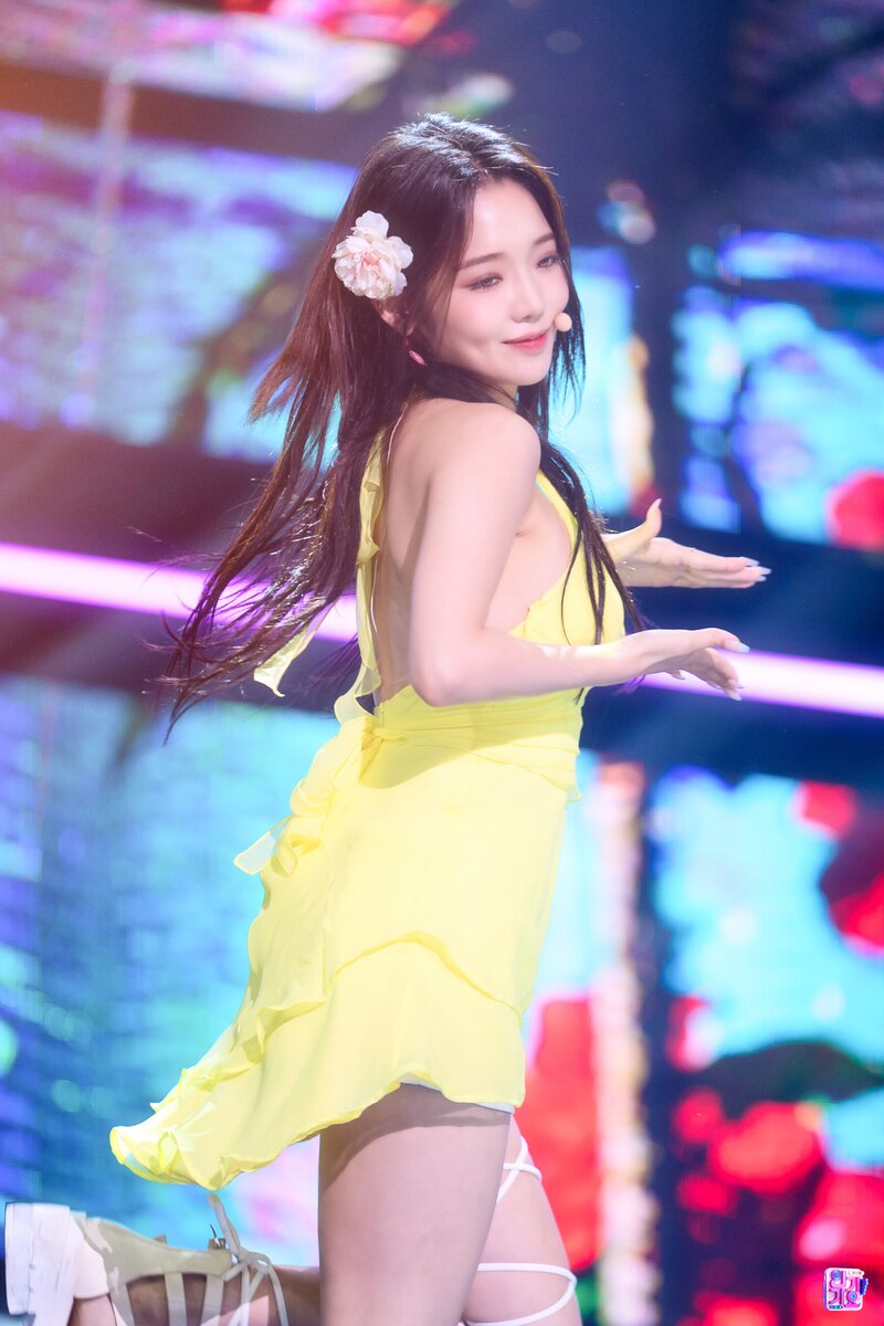 220710 fromis_9 Jisun - 'Stay This Way' at Inkigayo documents 3