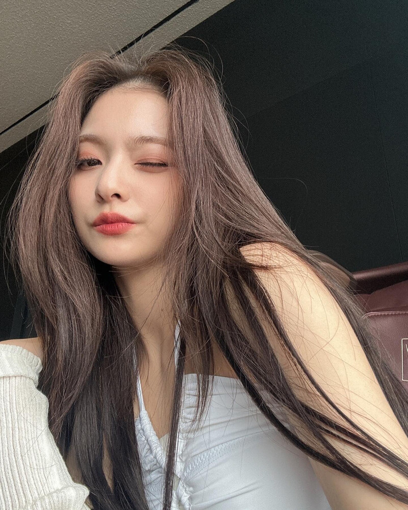 230612 fromis_9 Nagyung Instagram Update documents 2