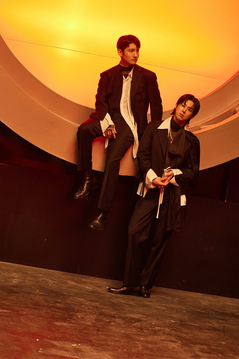 231228 - Naver - TVXQ! 20&2 Behind Photos documents 5
