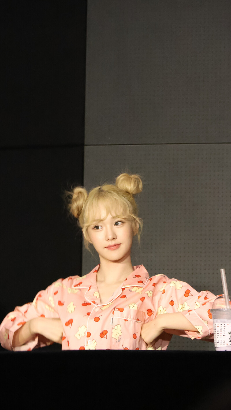 240811 WOOAH - NANA at fansign event documents 8