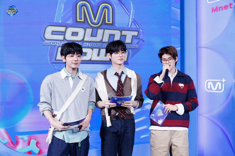 240229 MC Hanbin, Sohee, and Jaehyun at M Countdown documents 8