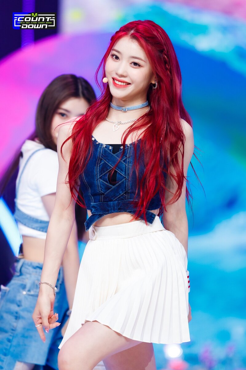 220623 Kep1er - 'UP!' at M Countdown documents 21