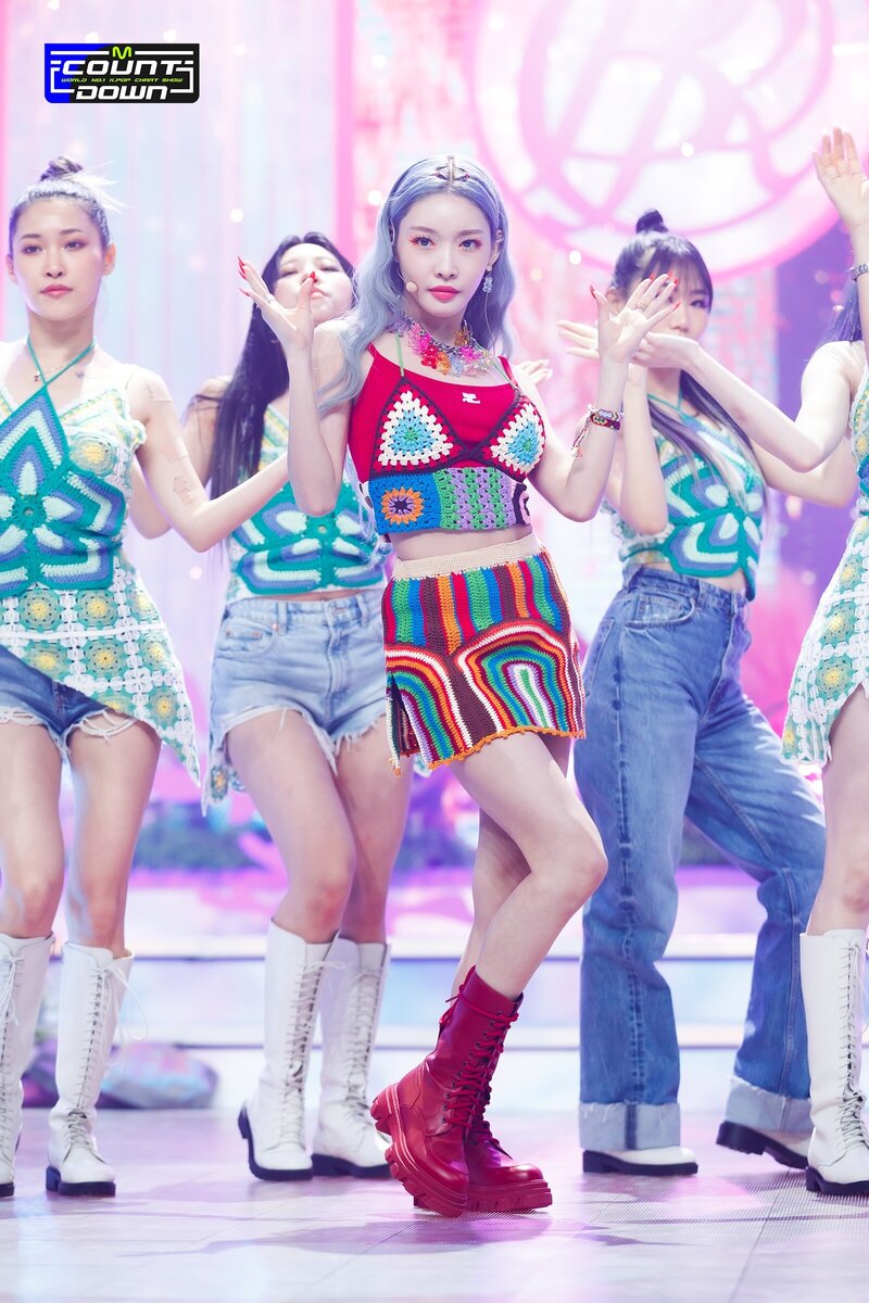 220714 Chungha - 'Sparkling' at M Countdown documents 21