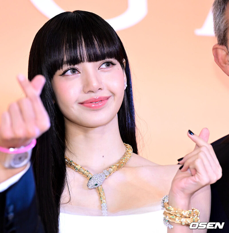 221018 Blackpink Lisa - Bulgari Aurora Awards 2022 