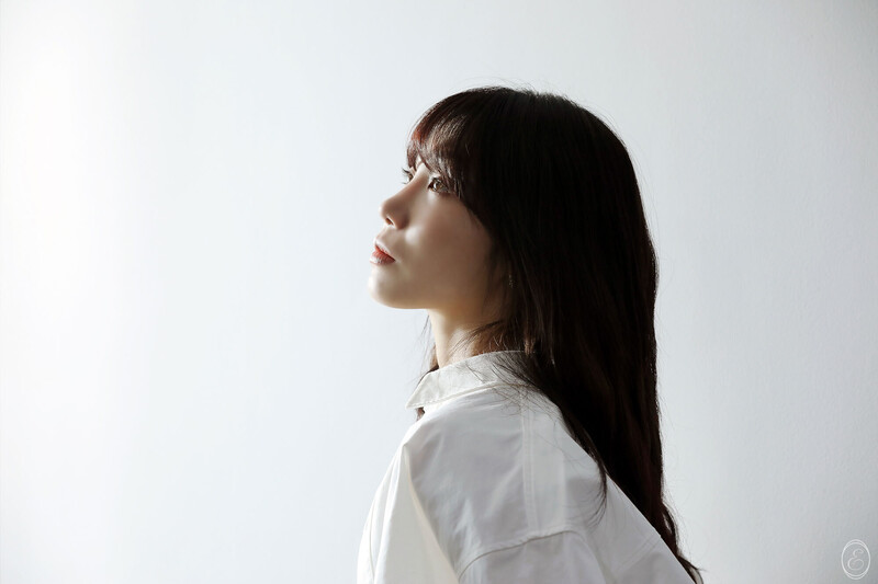 221116 IST Naver post - Apink EUNJI Remake album 'log' - Jacket photo shoot behind documents 12