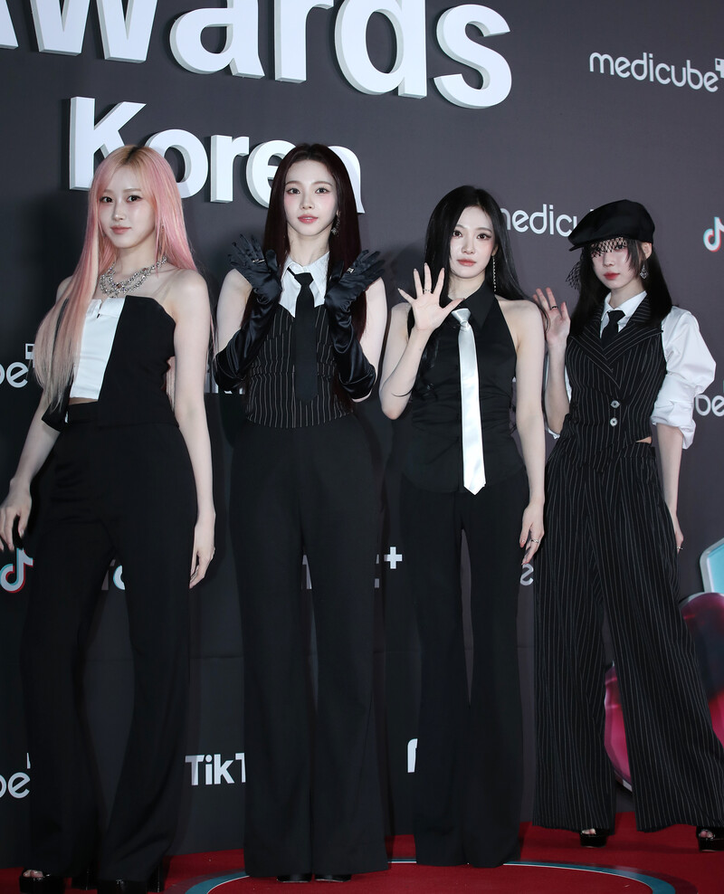 241115 aespa at 2024 TikTok Awards Korea documents 1