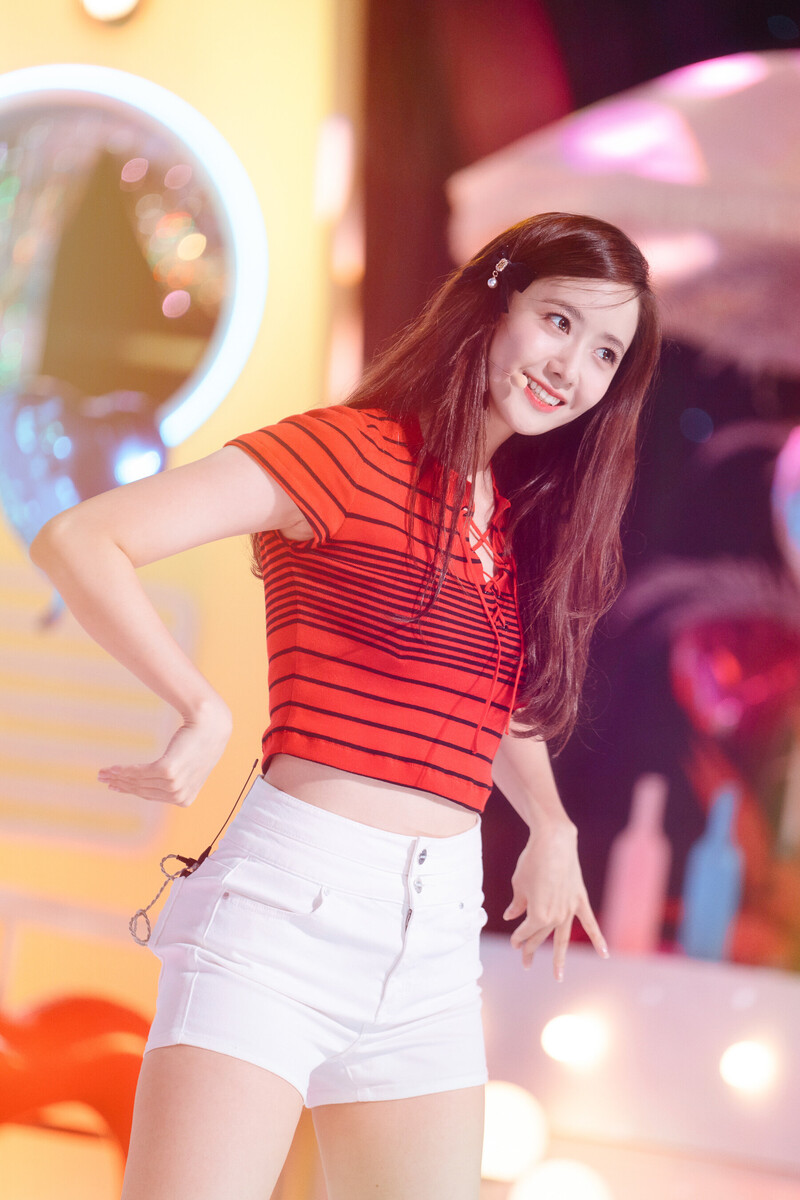 220821 Girls' Generation Yoona - 'FOREVER 1' at Inkigayo documents 1