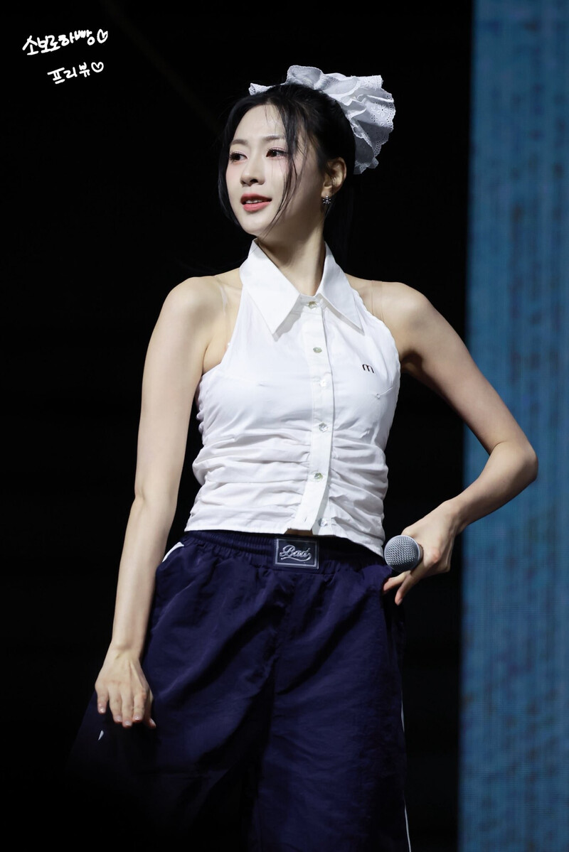 240923 Apink HAYOUNG - at 'Kangwon National University Festival' documents 10