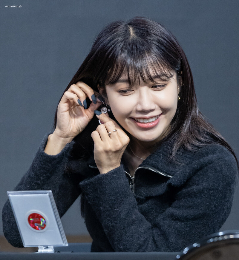 221112 Apink EUNJI at fansign event documents 27