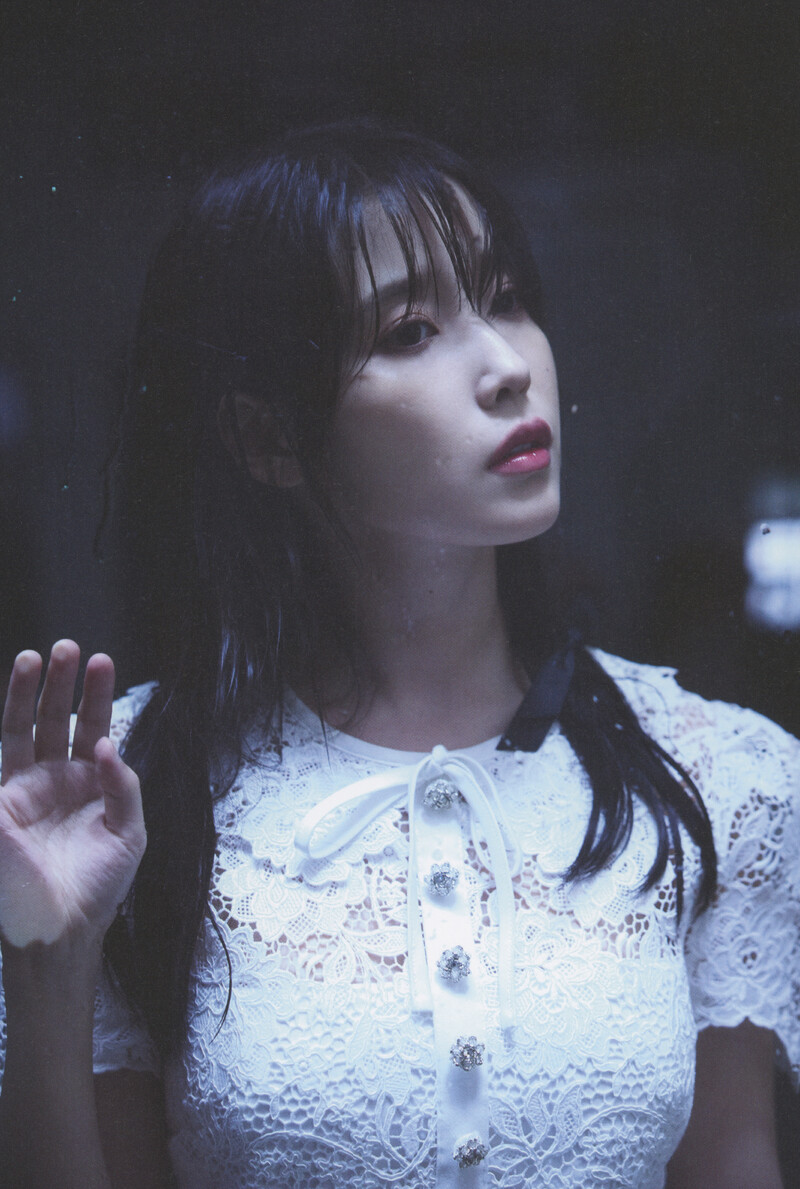 IU - Media Art Exhibition 'Moment' (Scans) documents 4