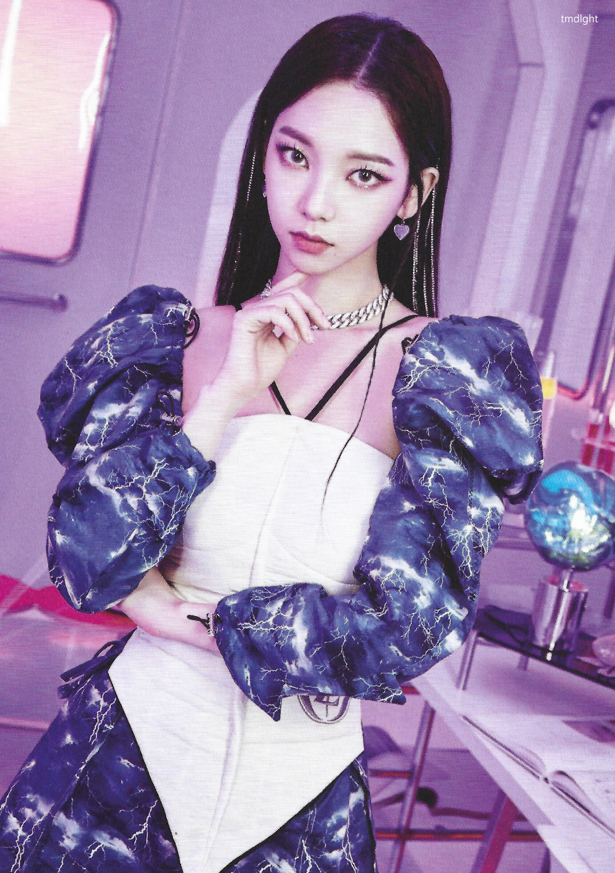 aespa - 2021 Winter SMTOWN : SMCU EXPRESS (Scans) | kpopping