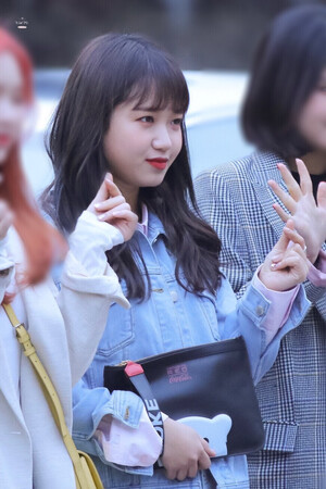 180323 Weki Meki Yoojung at Music Bank