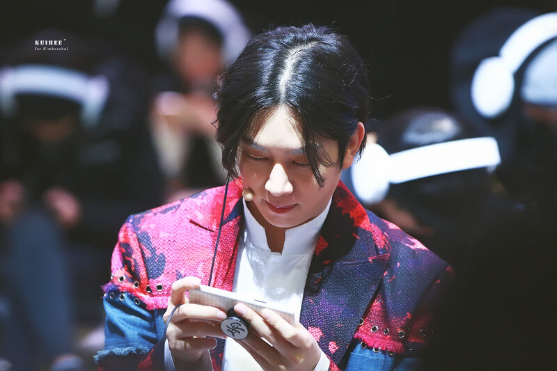 181118 Heechul at Busan G-STAR 2018 documents 1