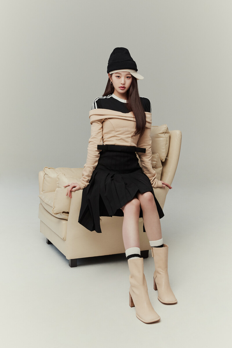 IVE Wonyoung - SUECOMMA BONNIE 2022 FW Collection 'The Gentle Girl' documents 4