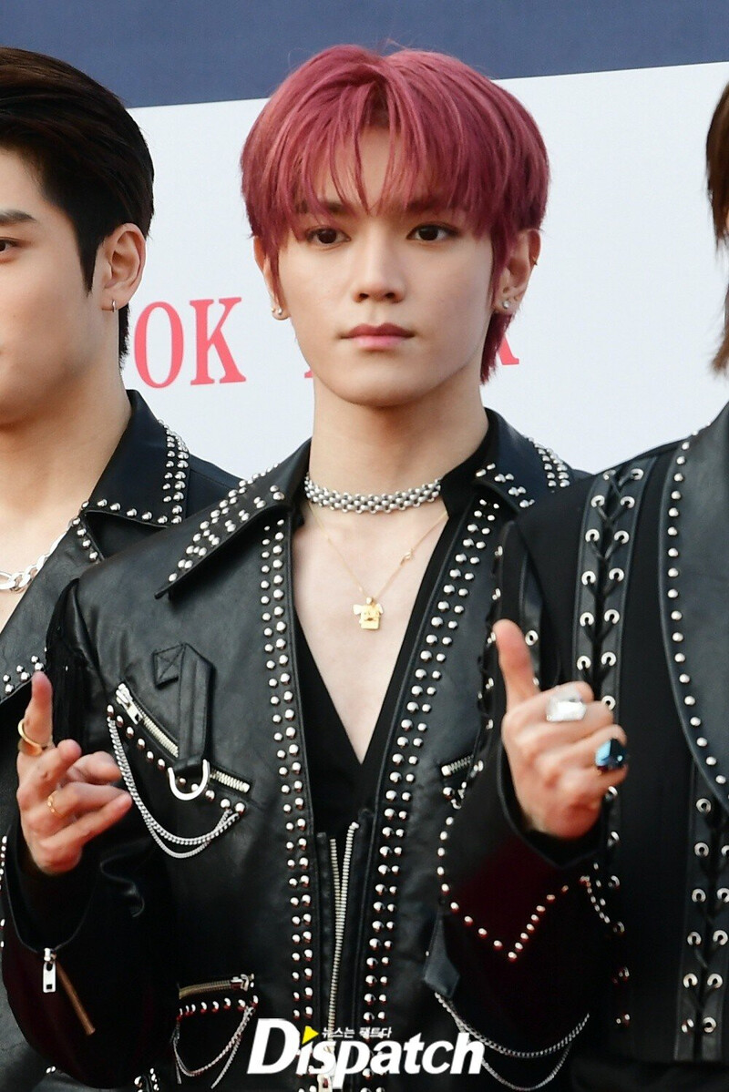 220127 TAEYONG- 11th Gaon Chart Music Awards documents 2