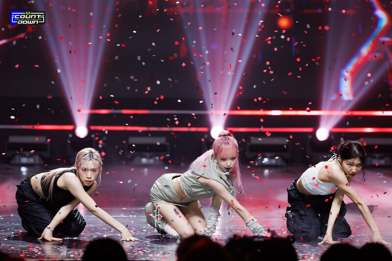 230629 YENA - 'Hate Rodrigo' & 'WICKED LOVE' at M COUNTDOWN documents 14