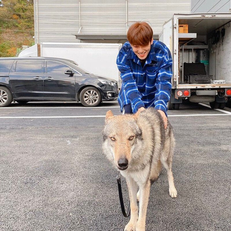 191129 ASTRO Cha Eunwoo Instagram Update documents 2