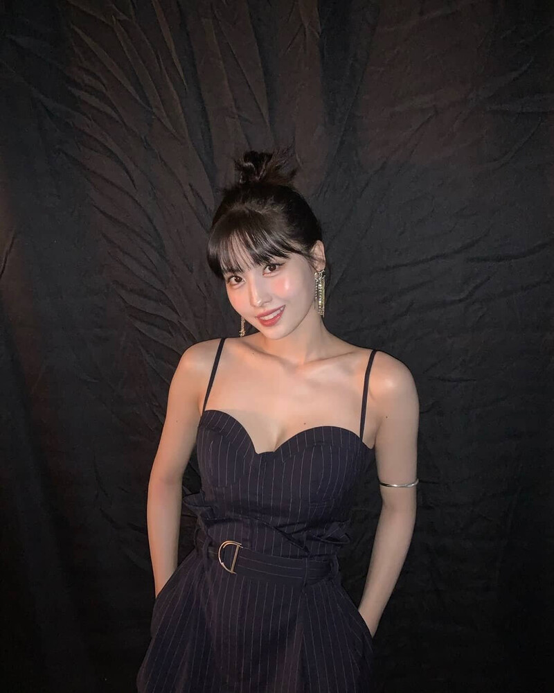 210711 TWICE Instagram Update - Momo documents 1