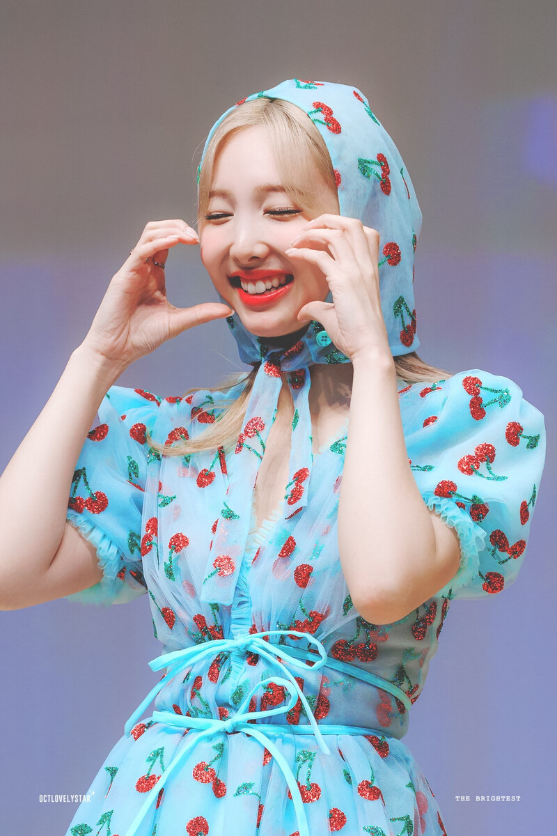 220703 TWICE Nayeon - Music Plant Fansign documents 10