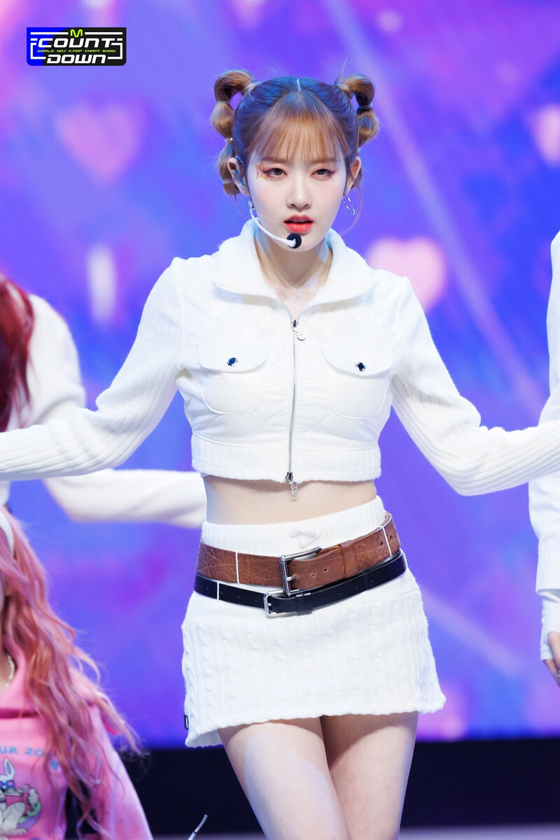 230216 STAYC Sieun - 'Poppy' at M COUNTDOWN documents 2